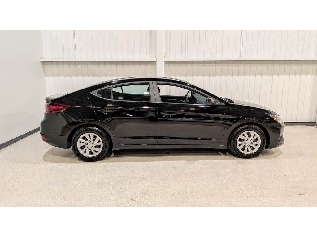 Hyundai Elantra 2020