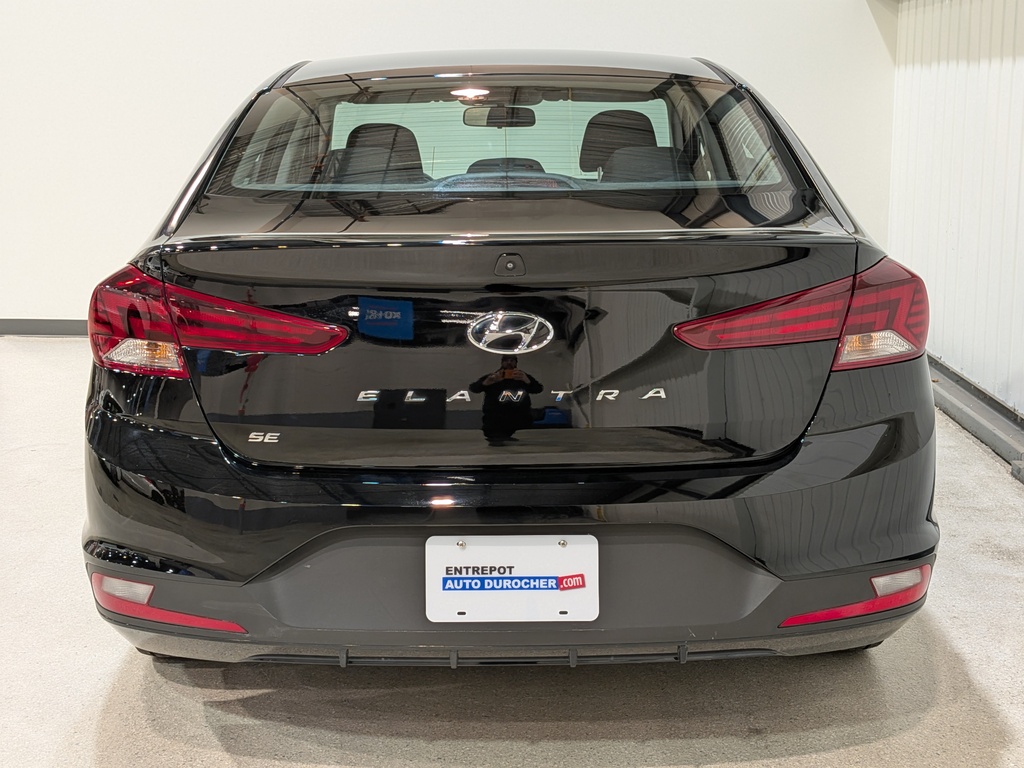 Hyundai Elantra 2020