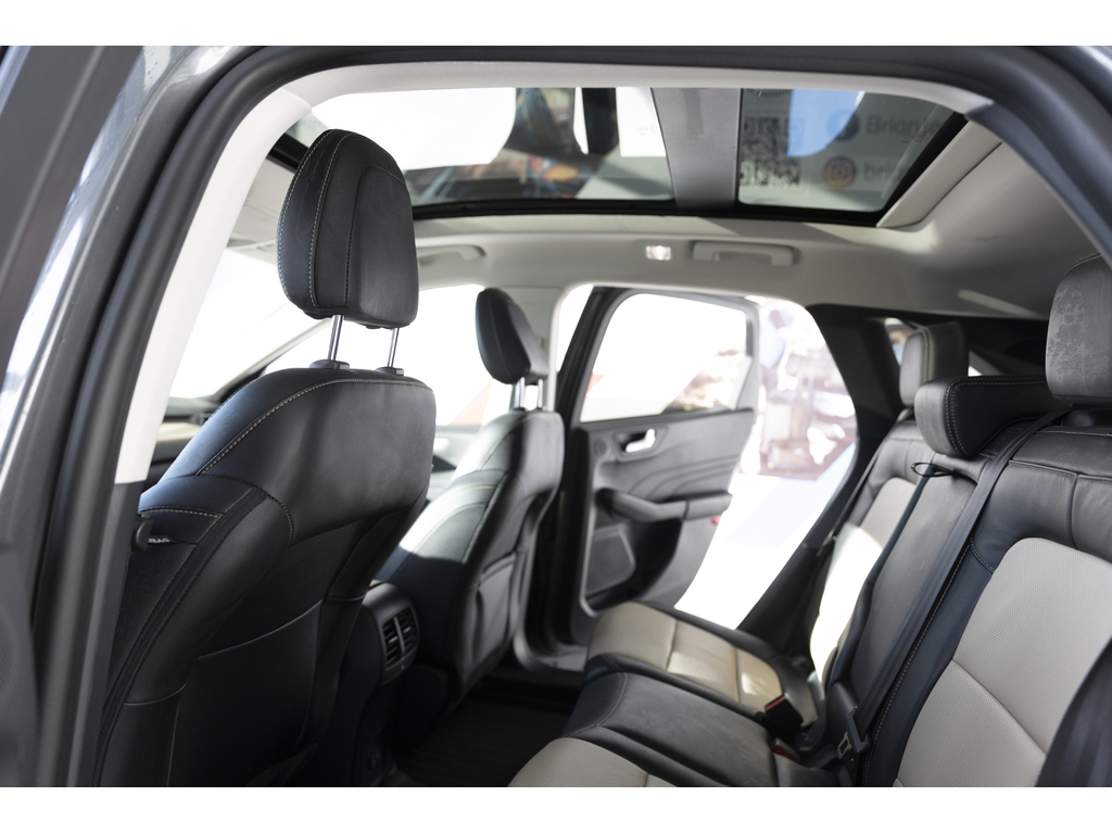 2022 Ford Escape PHEV Titanium, 温哥华, 全款车