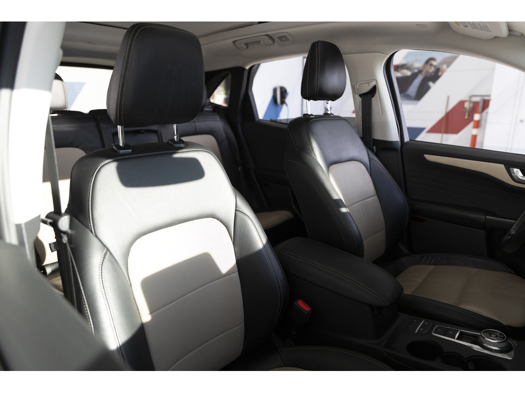 2022 Ford Escape PHEV Titanium, 温哥华, 全款车