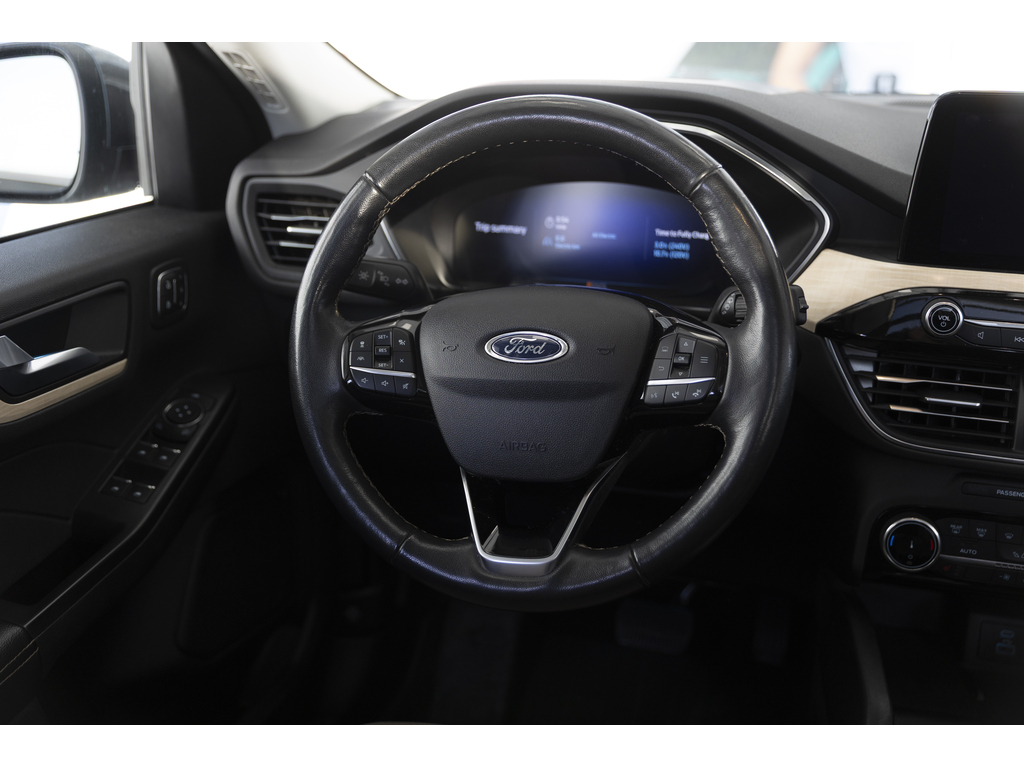 2022 Ford Escape PHEV Titanium, 温哥华, 全款车