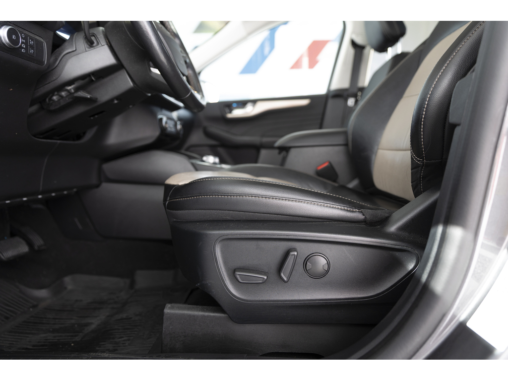 2022 Ford Escape PHEV Titanium, 温哥华, 全款车