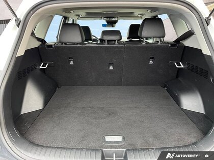 used 2025 Kia Seltos car, priced at $29,797