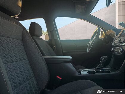 used 2023 Chevrolet Equinox car, priced at $25,900