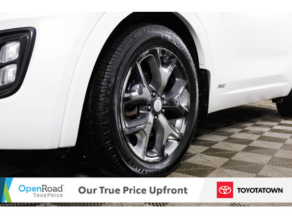 used 2016 Kia Sorento car, priced at $15,998