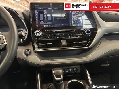 used 2022 Toyota Highlander car, priced at $45,495