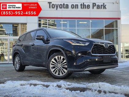 used 2023 Toyota Highlander car, priced at $52,495