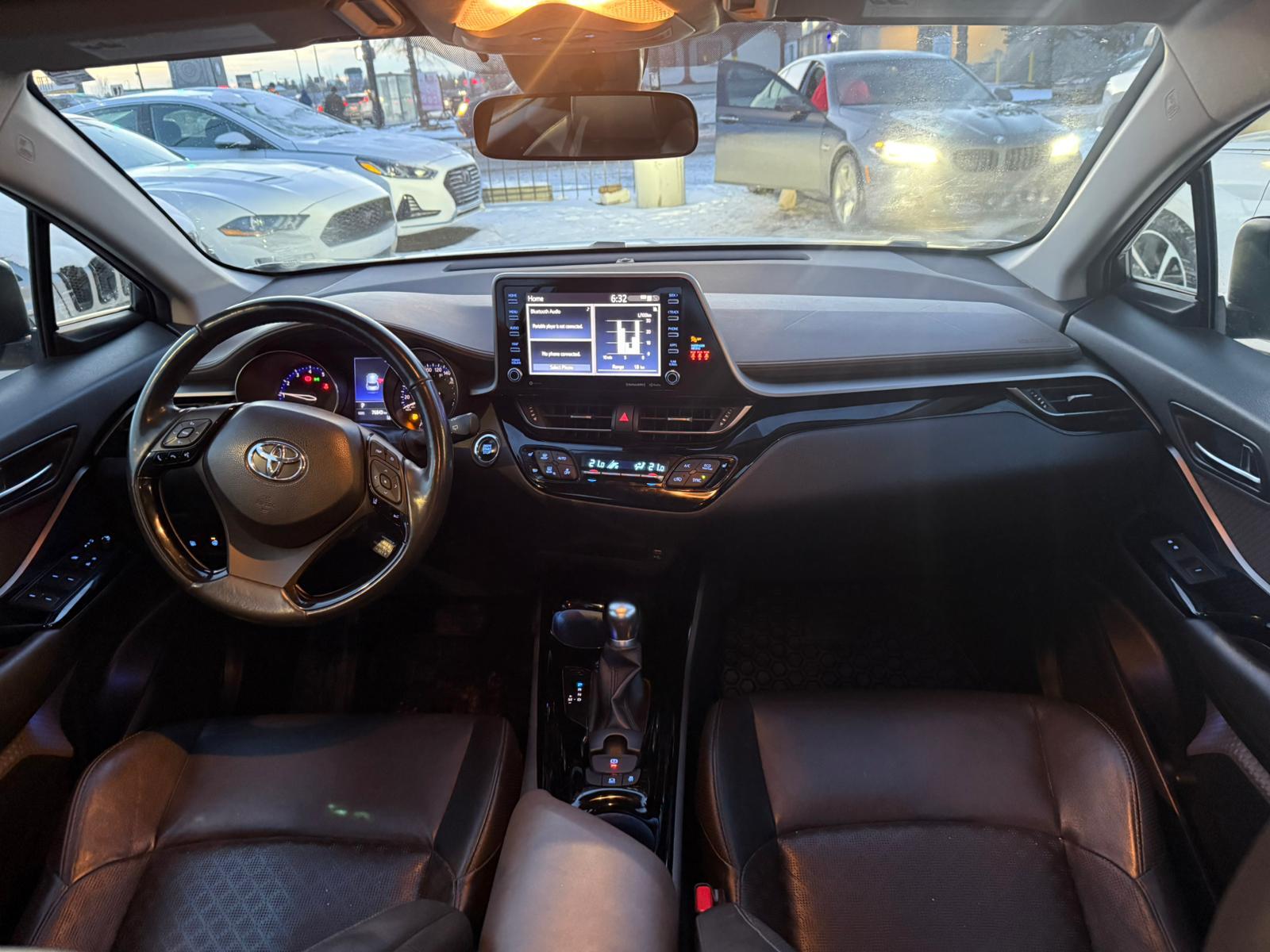 2020 Toyota C-HR — view 10