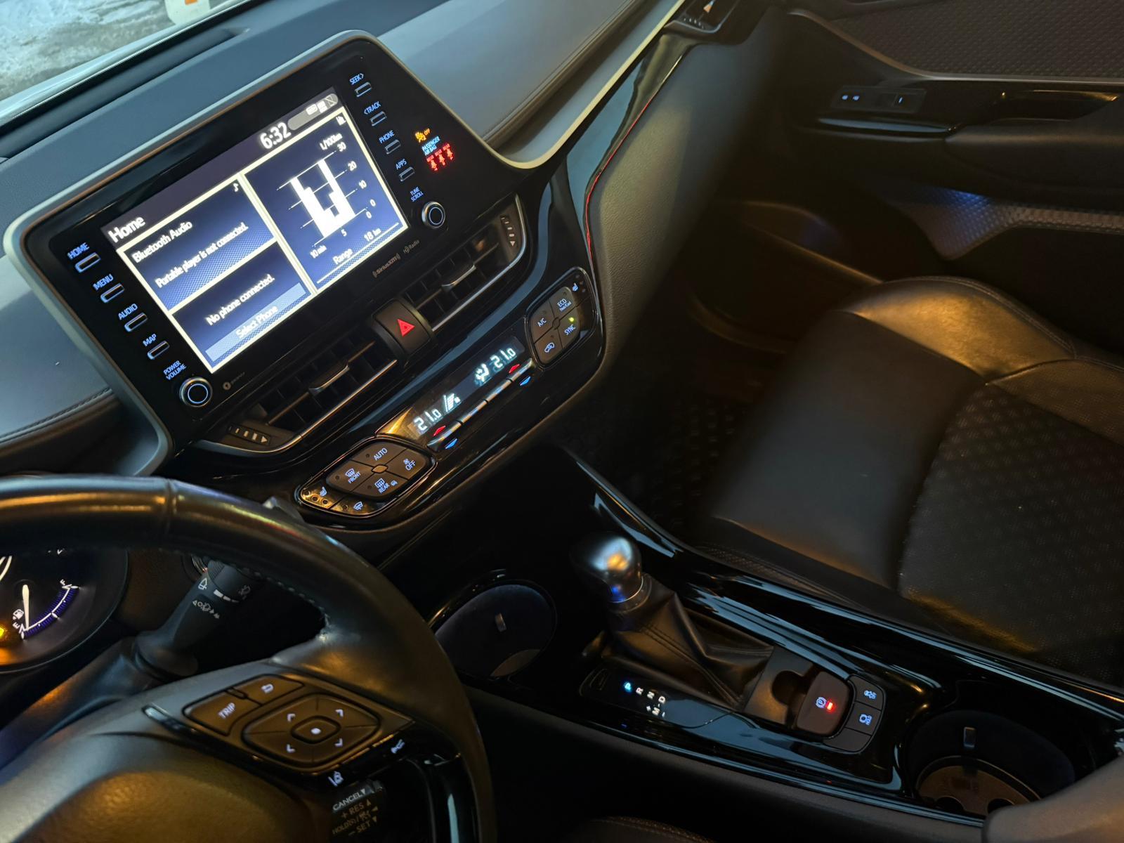2020 Toyota C-HR — view 9