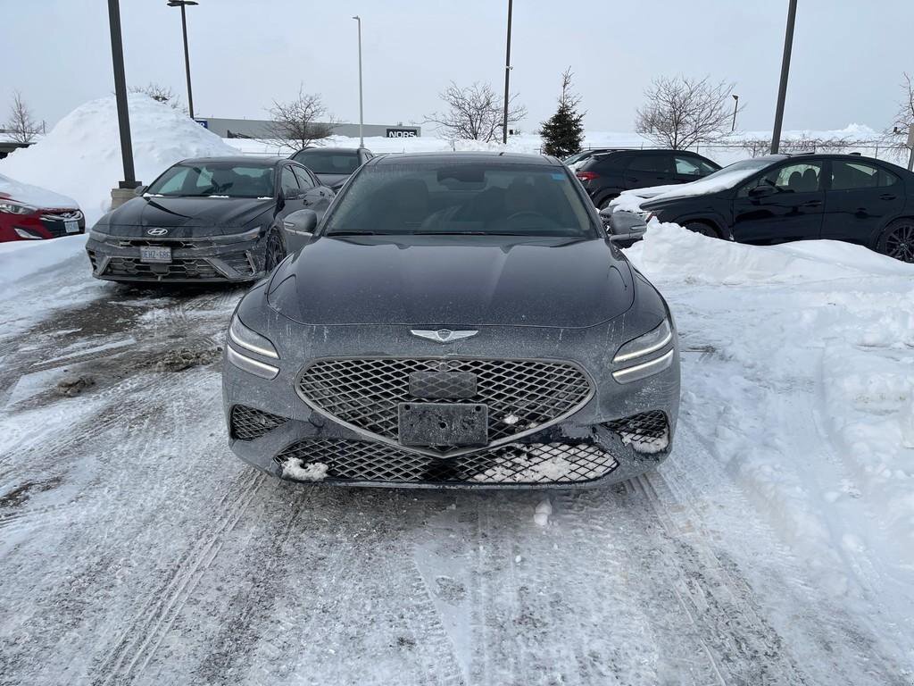 2023 Genesis G70