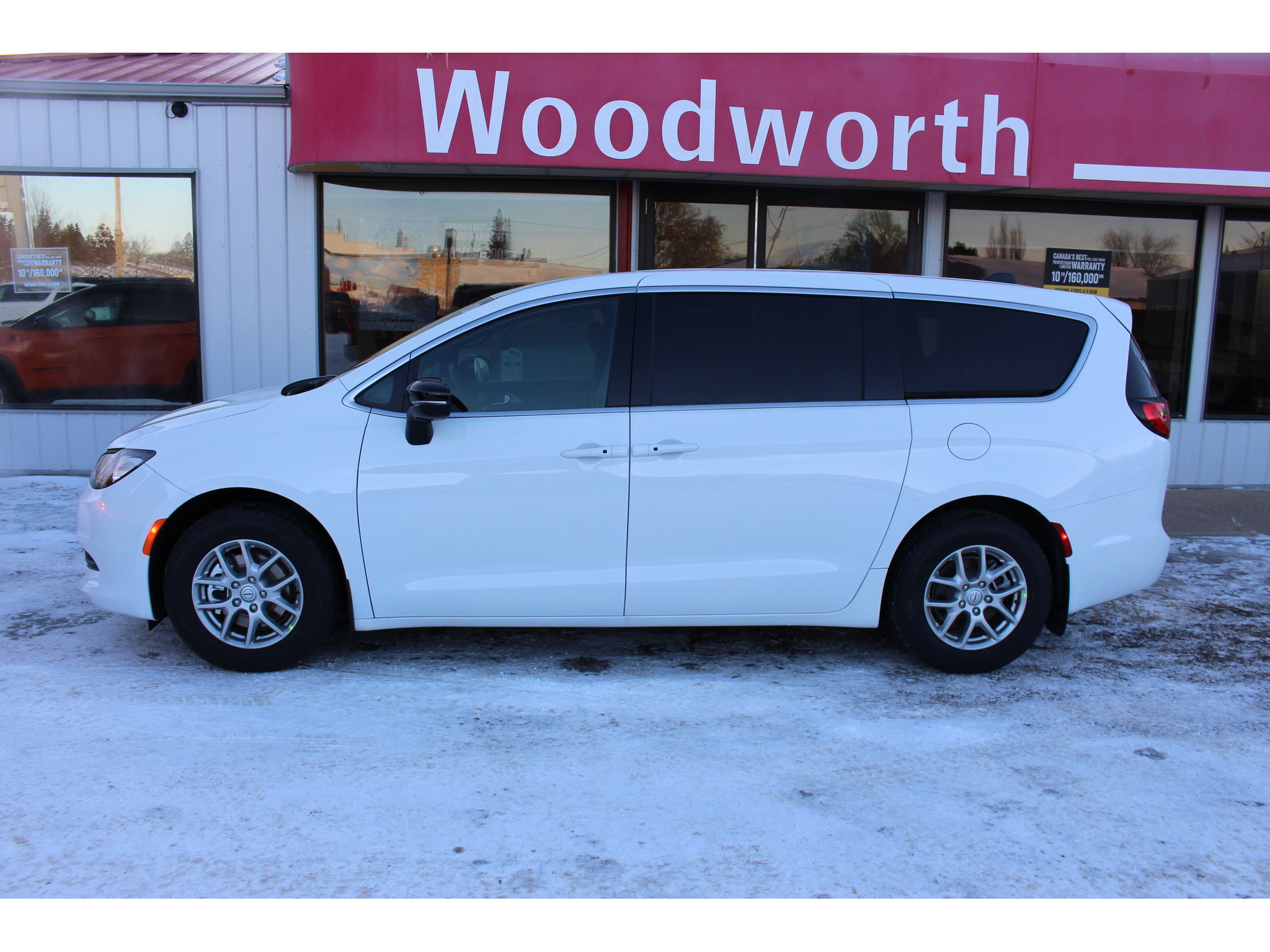 2026 Chrysler Grand Caravan