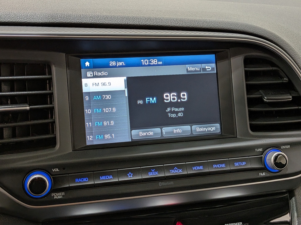 Hyundai Elantra 2019