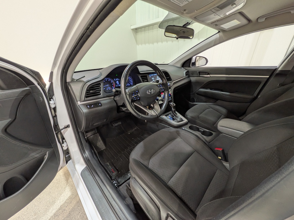 Hyundai Elantra 2019