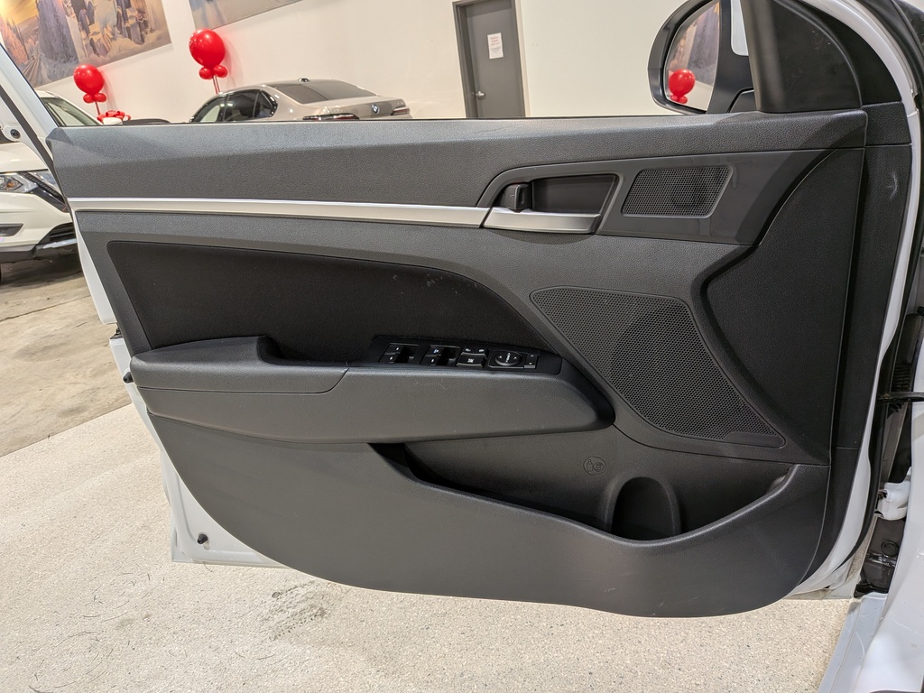 Hyundai Elantra 2019