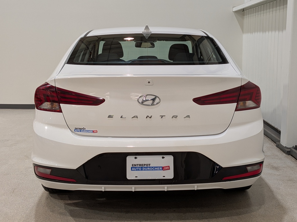 Hyundai Elantra 2019