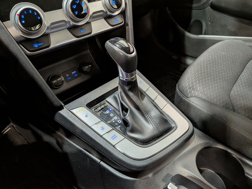 Hyundai Elantra 2019