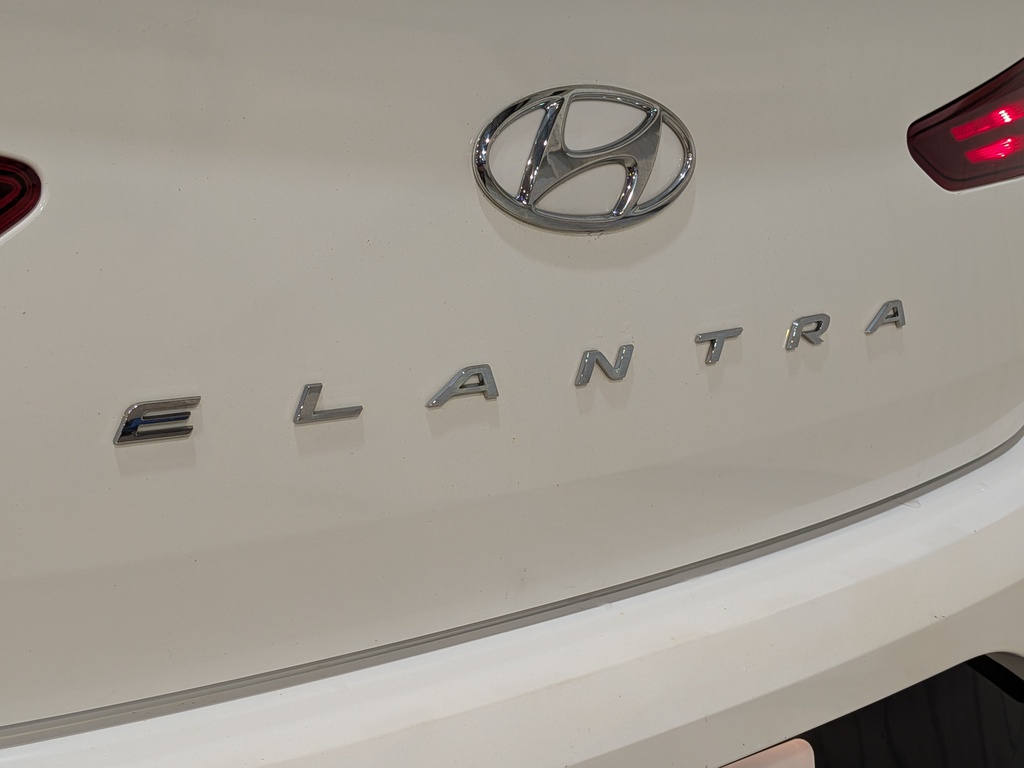 Hyundai Elantra 2019