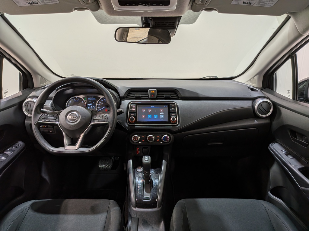 Nissan Versa 2021
