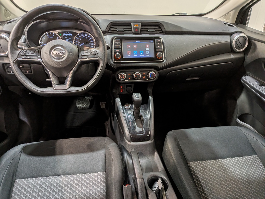 Nissan Versa 2021