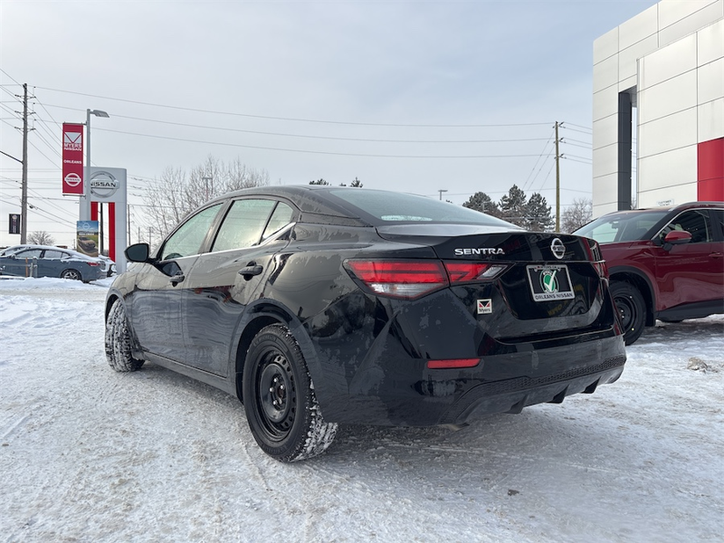 2022 Nissan Sentra - Gallery image 2
