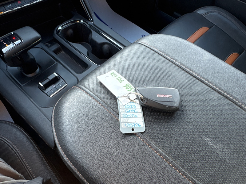 2023 GMC Sierra 1500 - Gallery image 25