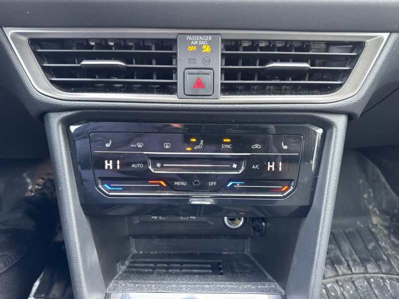 2025 Volkswagen Taos - Gallery image 18