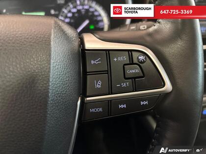 used 2022 Toyota Highlander car, priced at $36,495