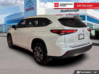 used 2022 Toyota Highlander car, priced at $36,495