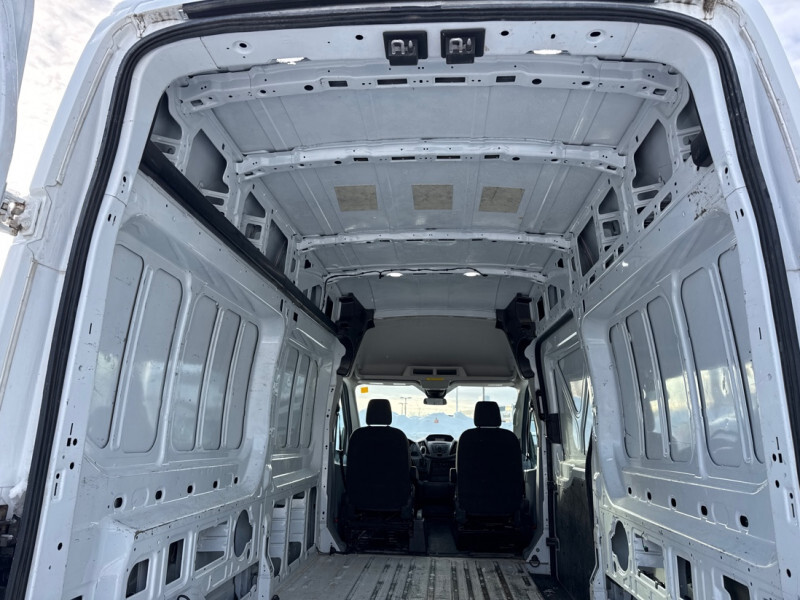2019 Ford Transit Van - Gallery image 10
