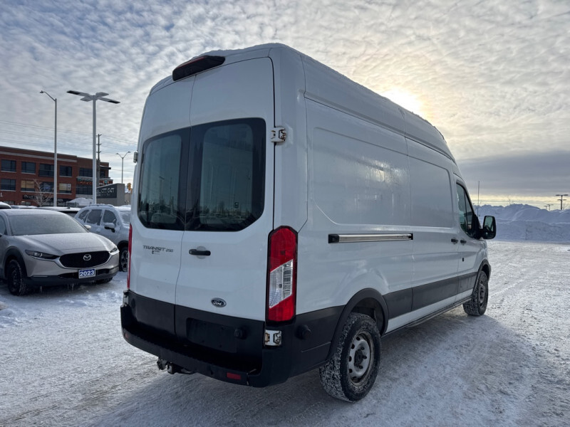 2019 Ford Transit Van - Gallery image 5