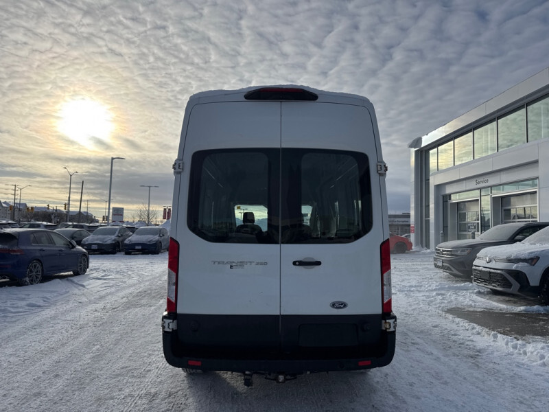 2019 Ford Transit Van - Gallery image 6