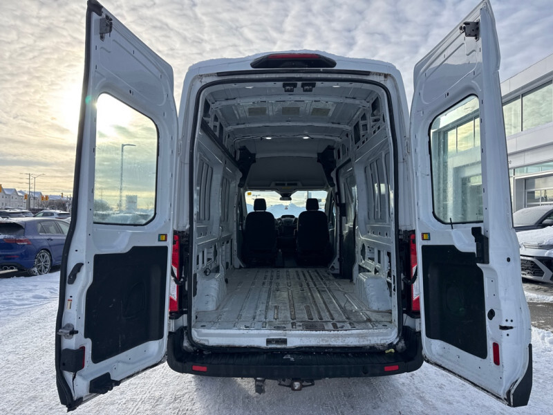 2019 Ford Transit Van - Gallery image 9