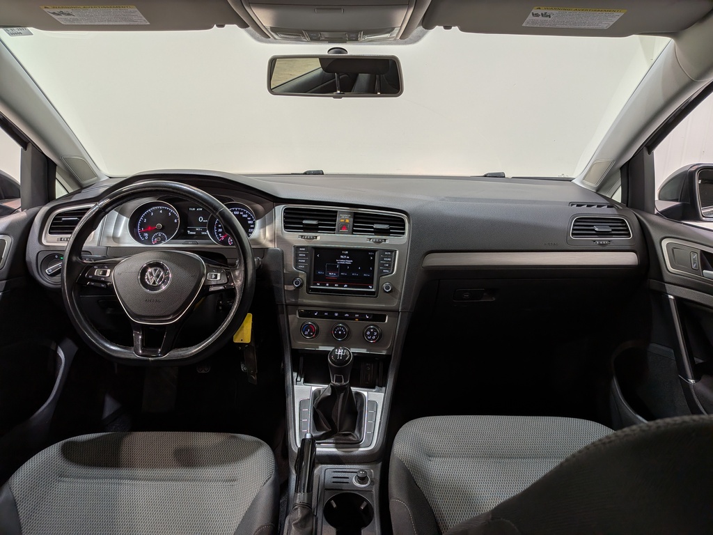 Volkswagen Golf 2016