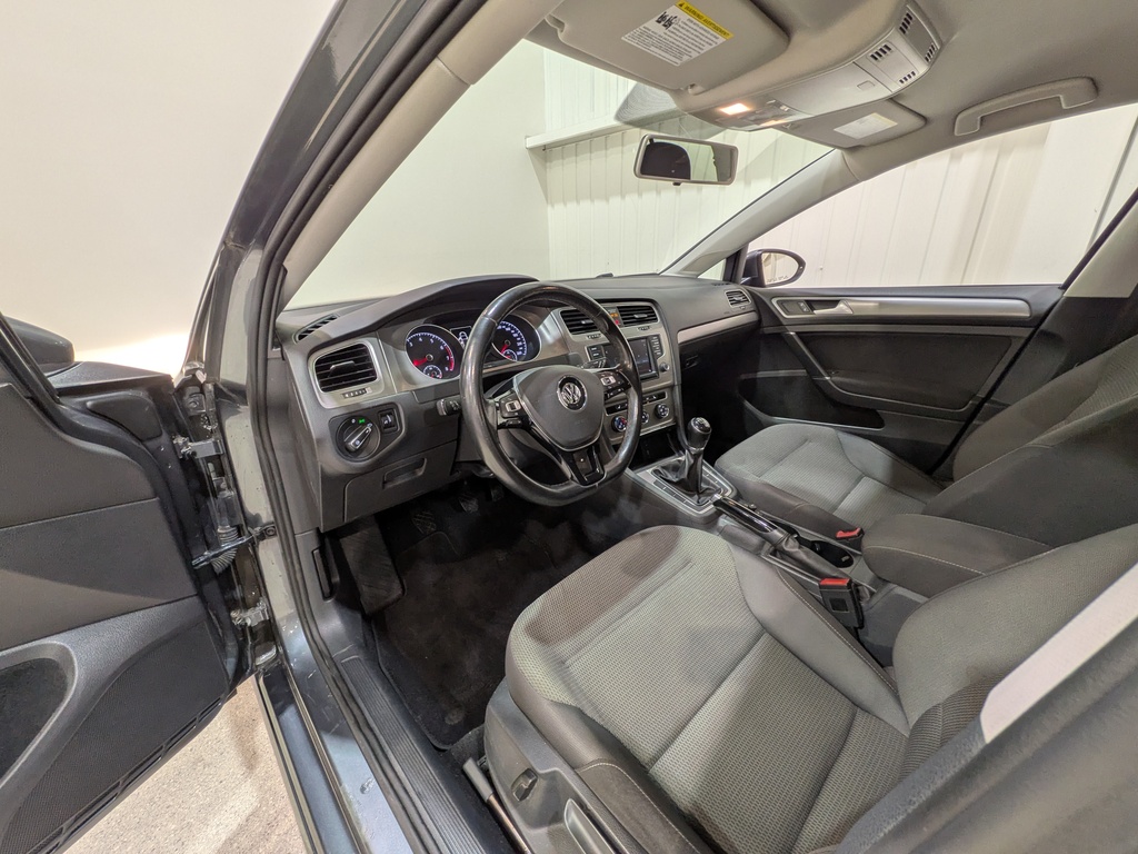 Volkswagen Golf 2016