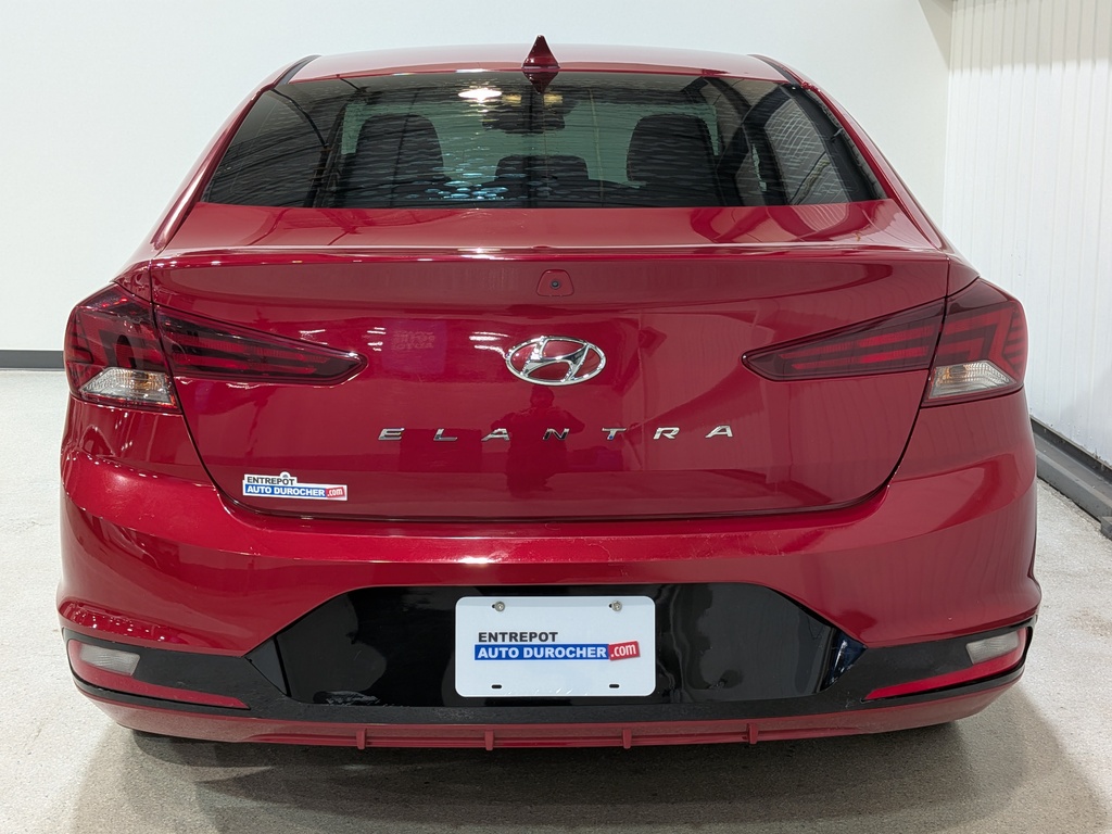 Hyundai Elantra 2019