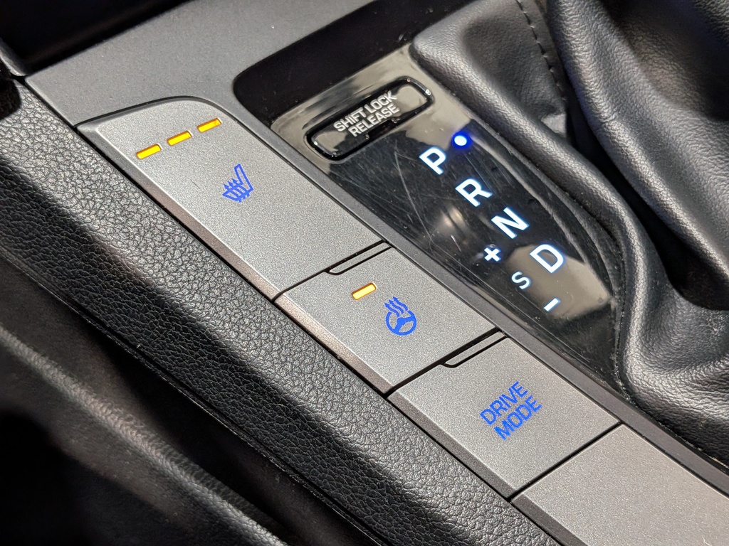 Hyundai Elantra 2019