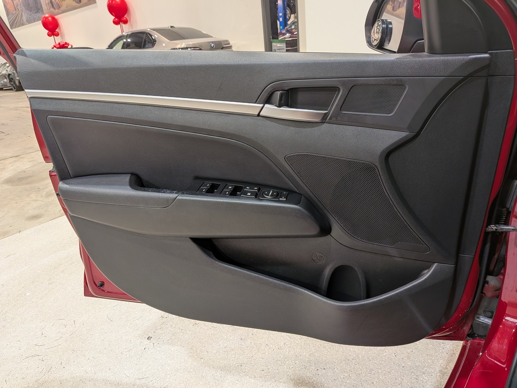 Hyundai Elantra 2019