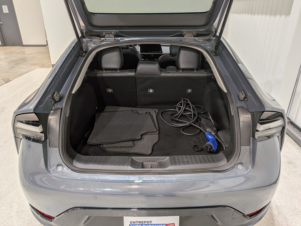 Toyota Prius Prime 2023