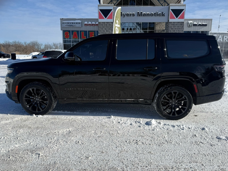 2023 Jeep Grand Wagoneer - Gallery image 6