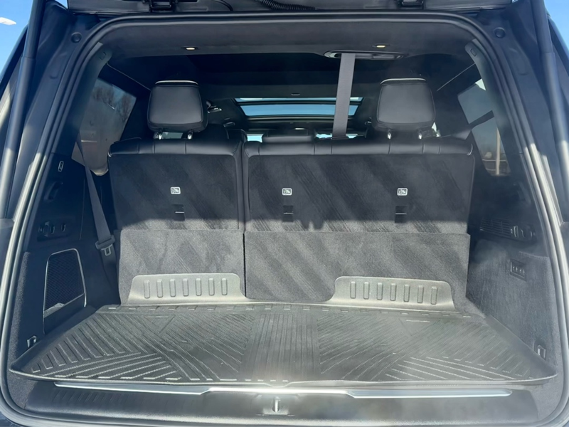 2023 Jeep Grand Wagoneer - Gallery image 42