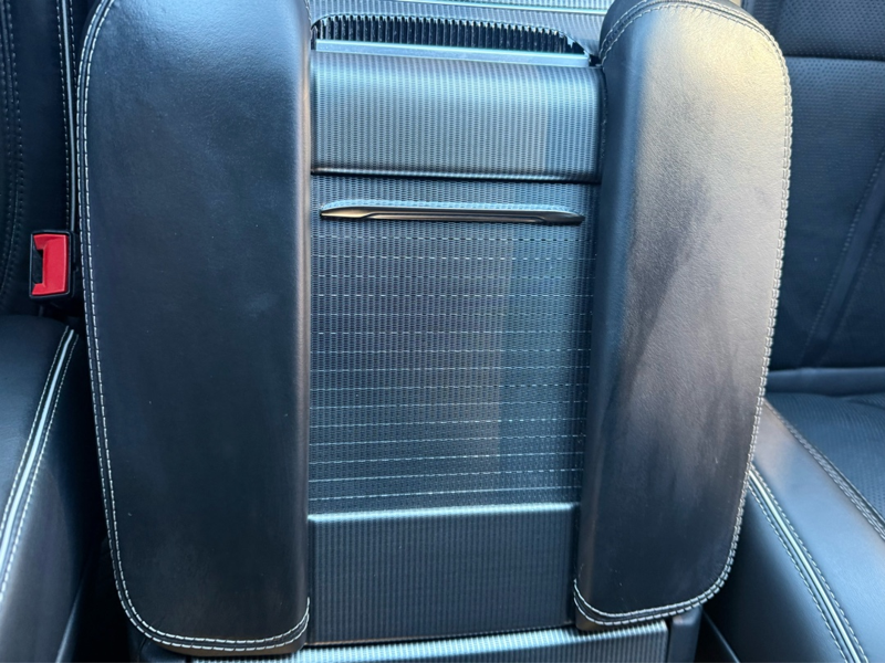 2023 Jeep Grand Wagoneer - Gallery image 27