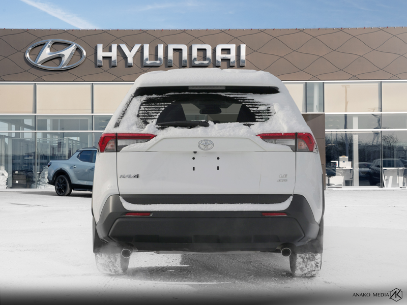 2024 Toyota RAV4 - Gallery image 2