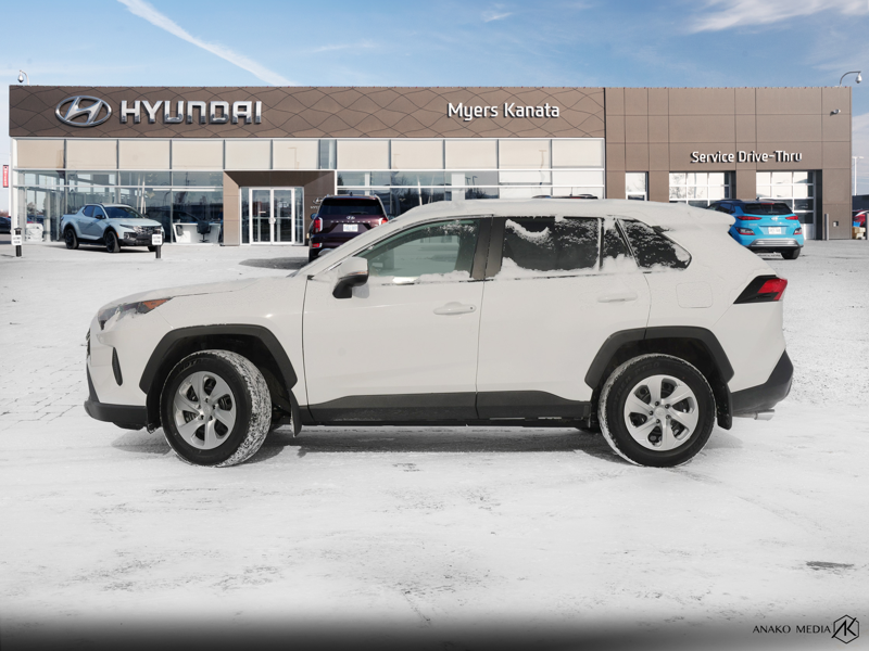 2024 Toyota RAV4 - Gallery image 4