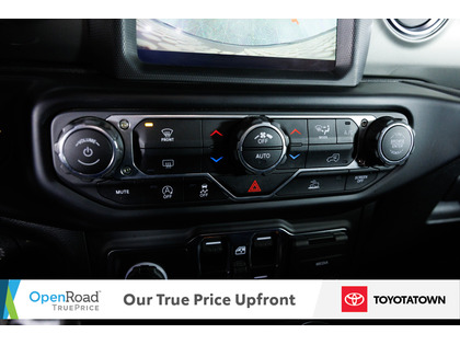 used 2021 Jeep Wrangler Unlimited car, priced at $33,998