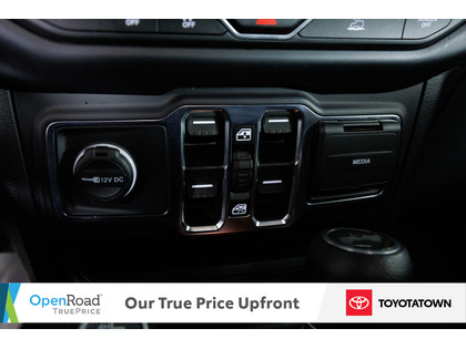 used 2021 Jeep Wrangler Unlimited car, priced at $33,998