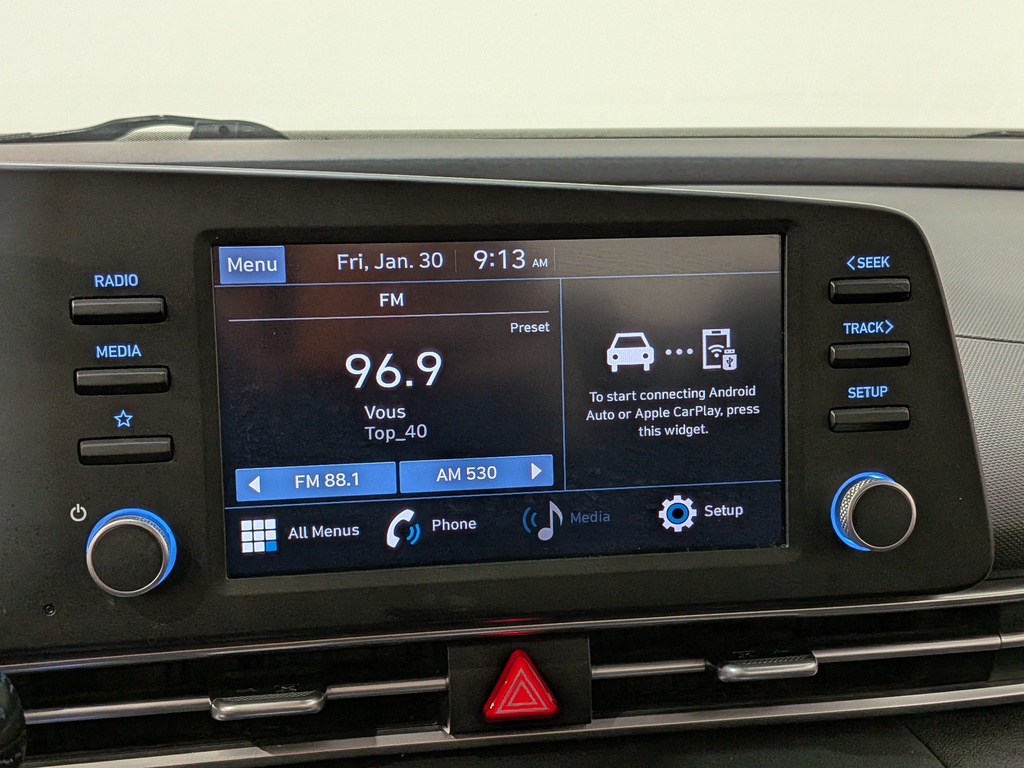 Hyundai Elantra 2023