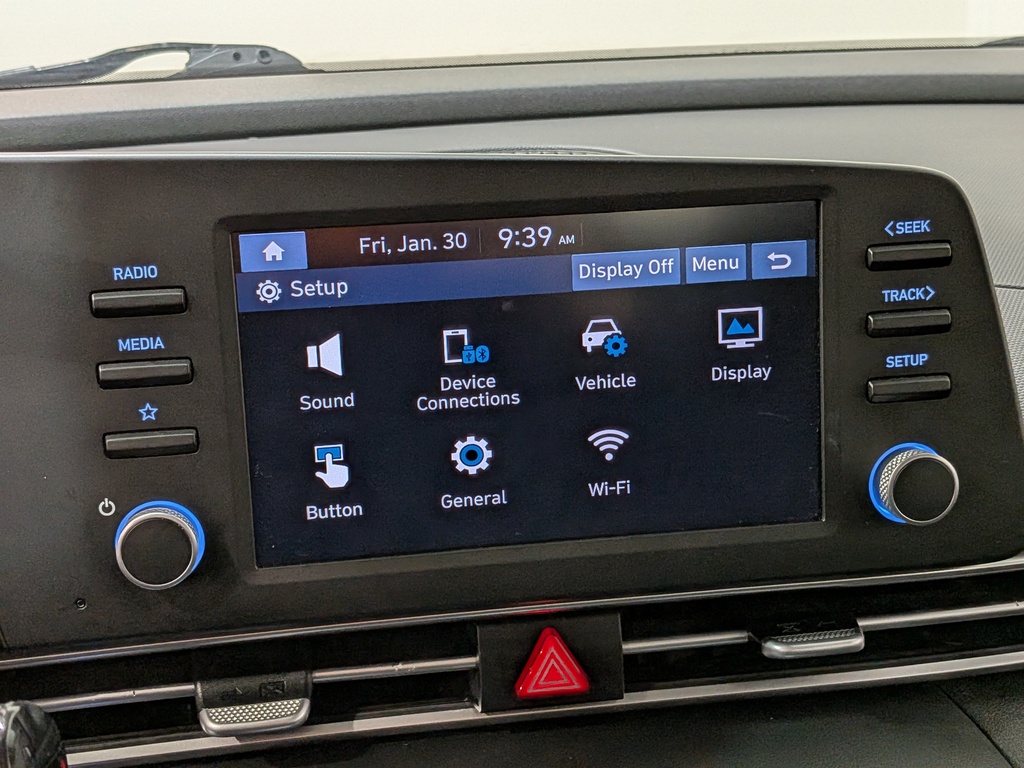 Hyundai Elantra 2023