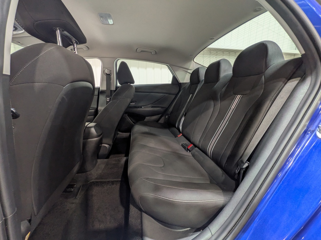 Hyundai Elantra 2023