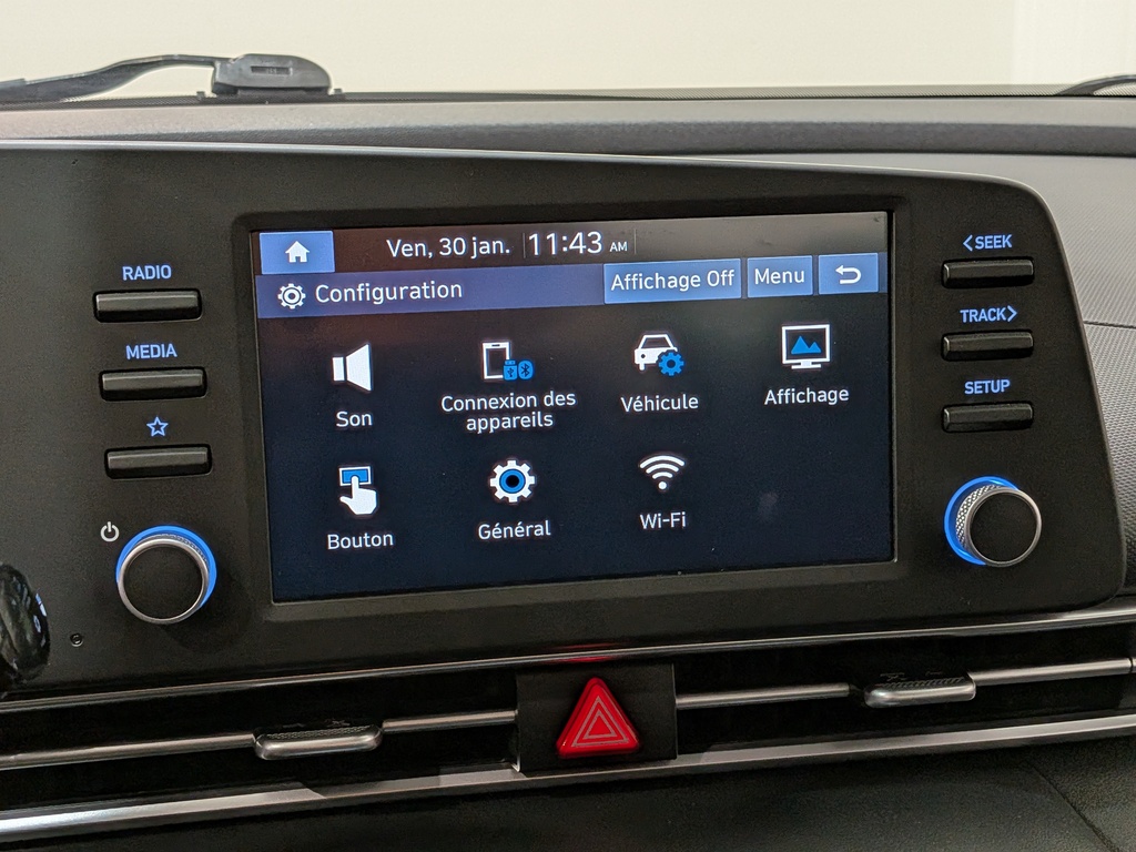 Hyundai Elantra 2022