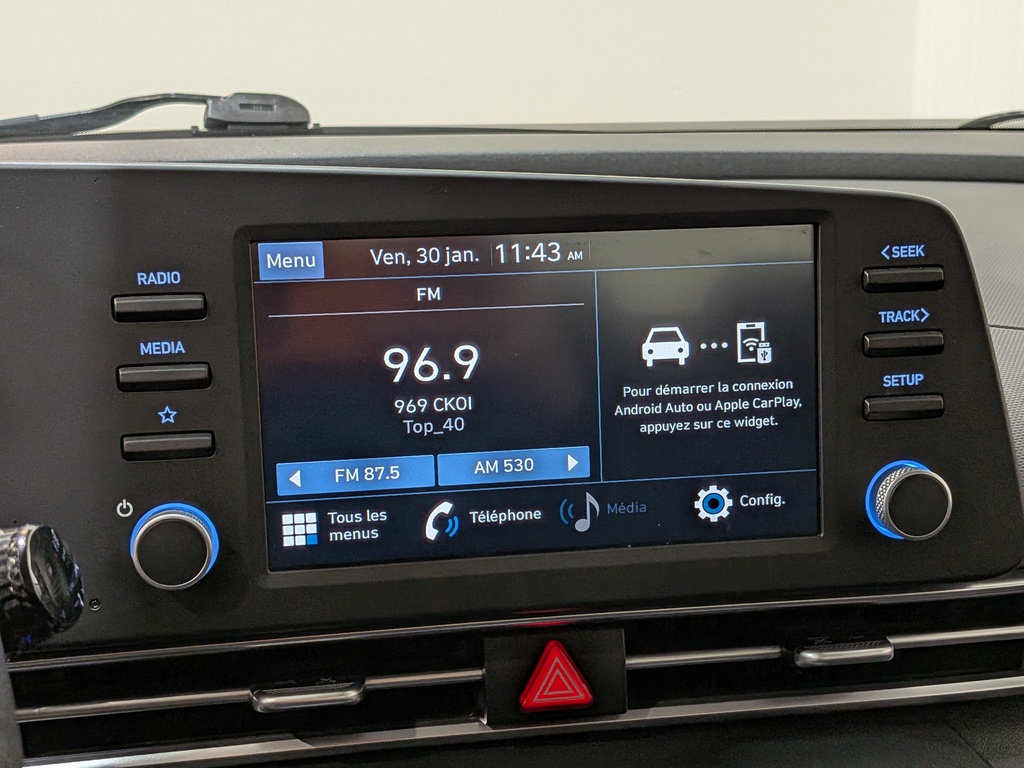 Hyundai Elantra 2022